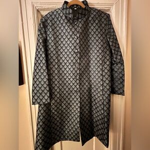 NWOT Elegant Navy and Blue Silk Patterned Women's Top Coat - size 16